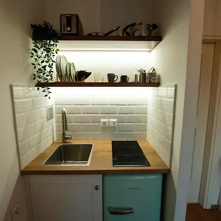 Mini Rooftop Apartment, In The Heart Of Volos Exterior photo