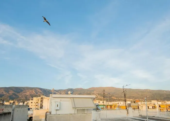 Mini Rooftop Apartment, In The Heart Of Volos